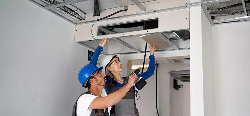 Our Air Duct Leak Repair Services in Oakleaf Plantation, FL