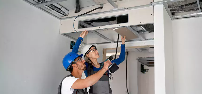 Our Attic Air Duct Cleaning Services in Oakleaf Plantation, FL